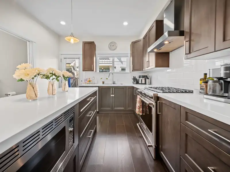115 16528 24A AVENUE - photo 3 of 29