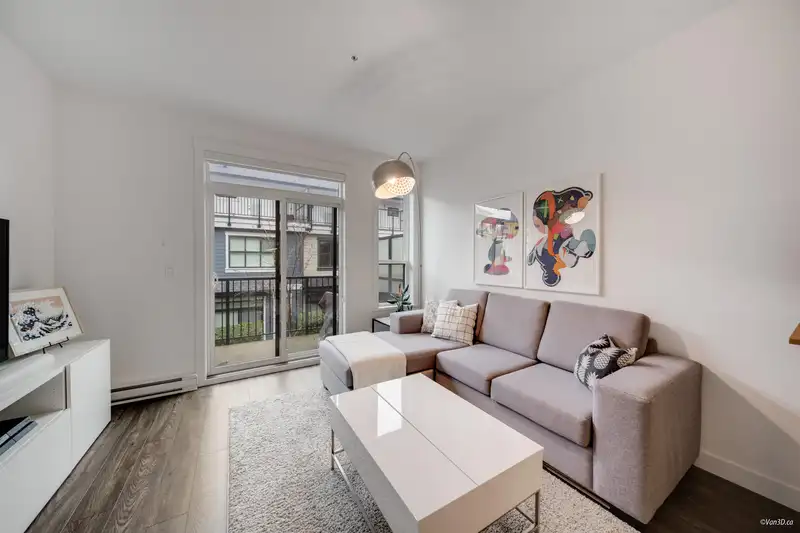 27 7039 MACPHERSON AVENUE - photo 4 of 28