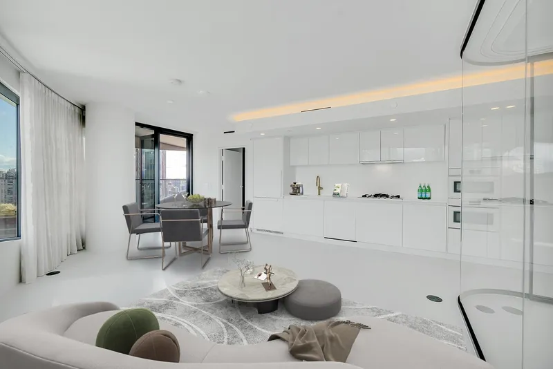 2008 1033 NELSON STREET - photo 3 of 25