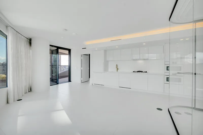 2008 1033 NELSON STREET - photo 4 of 25