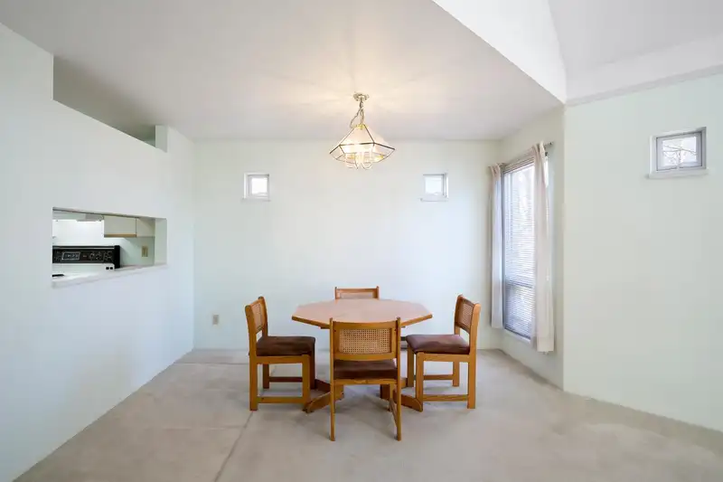 310 7455 MOFFATT ROAD - photo 4 of 27