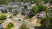 6052 181A STREET - thumbnail 37