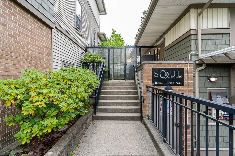 62 15353 100 AVENUE - photo 1 of 23
