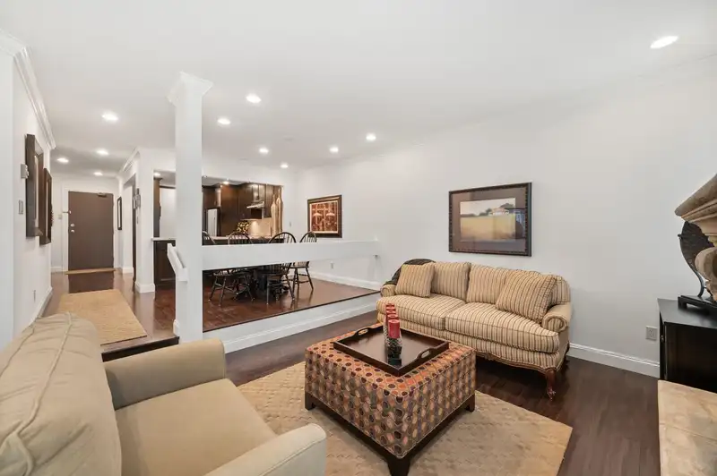 302 15282 19 AVENUE - photo 4 of 29