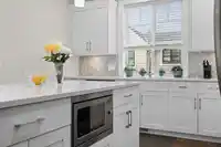 9 34121 GEORGE FERGUSON WAY - thumbnail 8