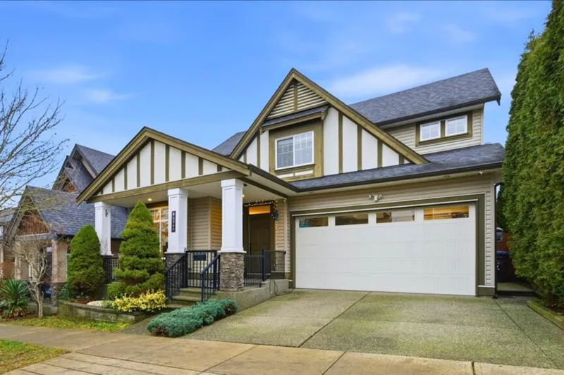 6060 145A STREET - photo 1 of 25