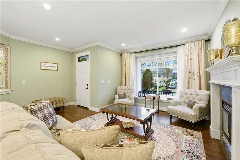 6060 145A STREET - photo 4 of 25