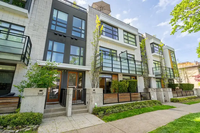 3181 QUEBEC STREET - photo 1 of 40