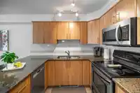 307 19340 65 AVENUE - thumbnail 7