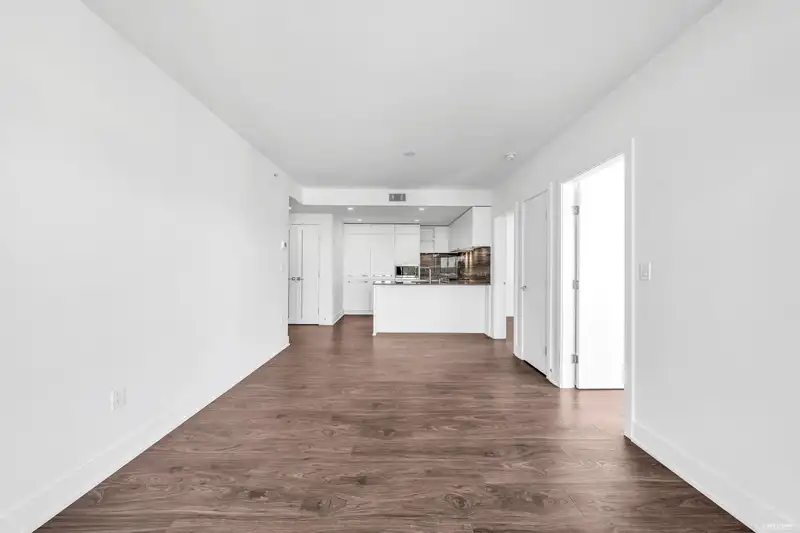3002 450 WESTVIEW STREET - photo 4 of 34
