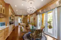 4239 PINE CRESCENT - thumbnail 6