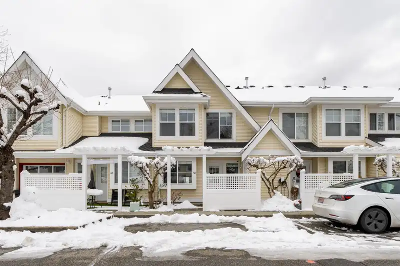 50 23560 119 AVENUE - photo 2 of 23