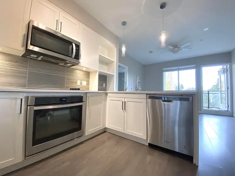 F308 20211 66 AVENUE - photo 3 of 18