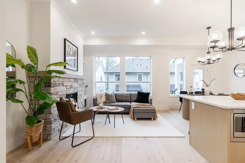102 16612 18A AVENUE - photo 3 of 39