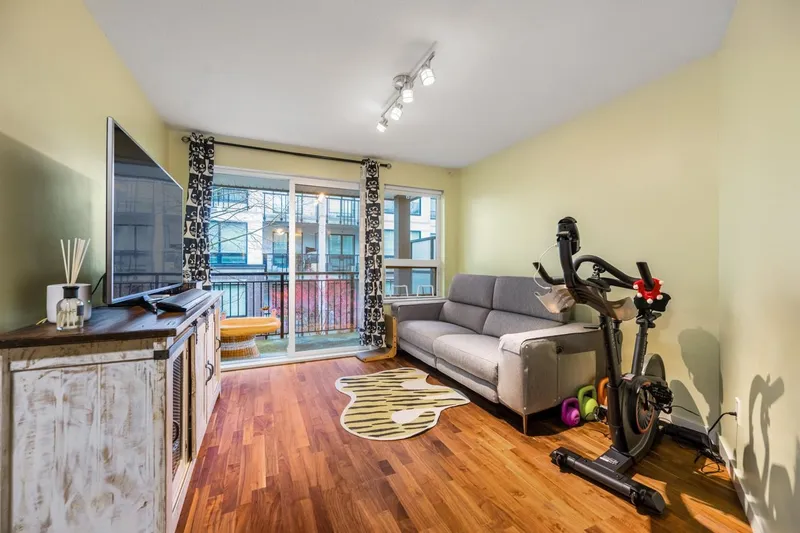 330 9500 ODLIN ROAD - photo 3 of 23