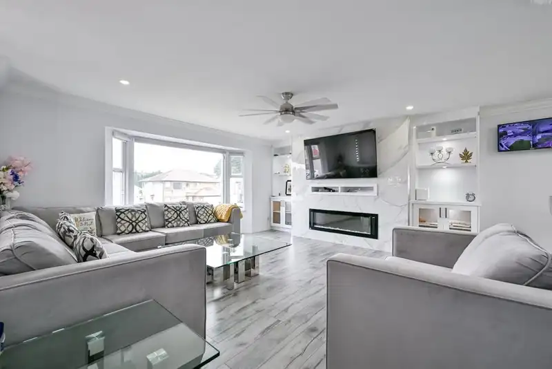 32632 HAIDA DRIVE - photo 4 of 36