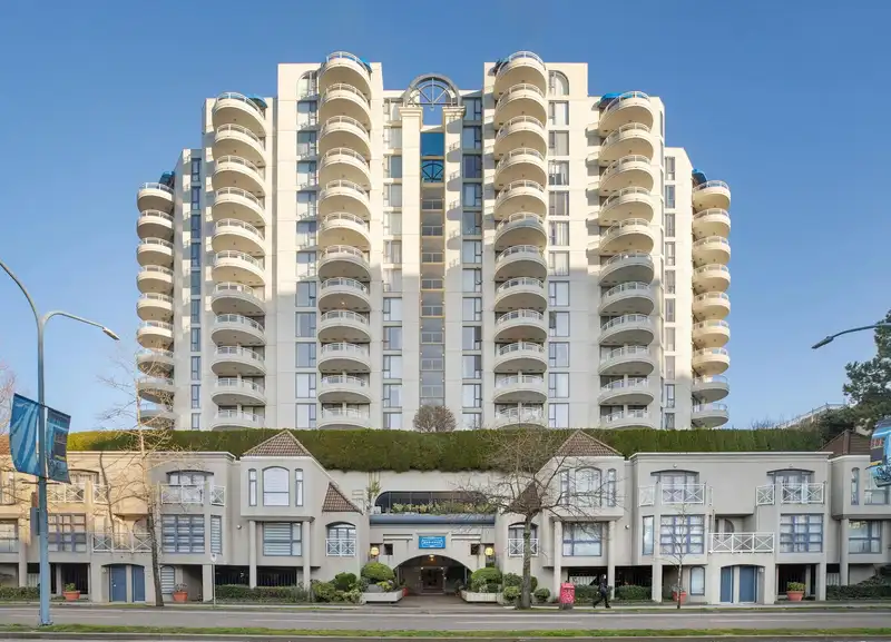 801 6080 MINORU BOULEVARD - photo 1 of 40