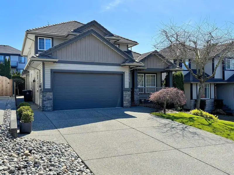 18296 66 AVENUE - photo 1 of 34