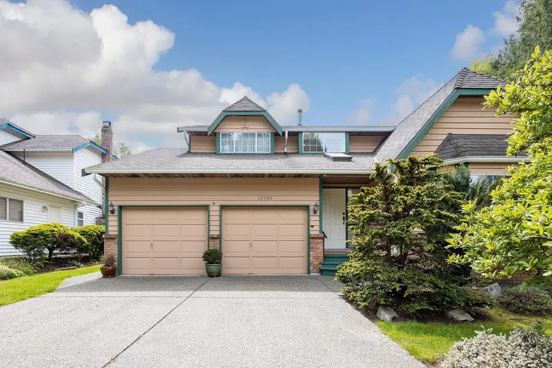 12986 20 AVENUE - photo 2 of 25