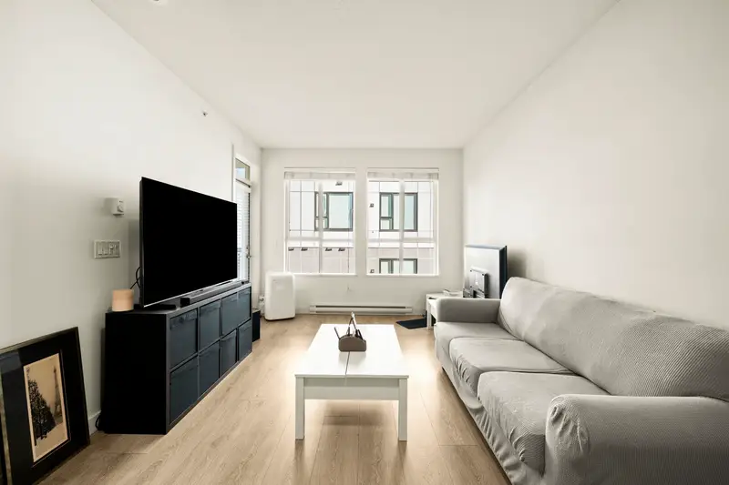 412 611 REGAN AVENUE - photo 1 of 19