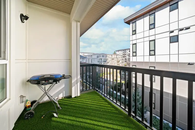 412 611 REGAN AVENUE - photo 3 of 19