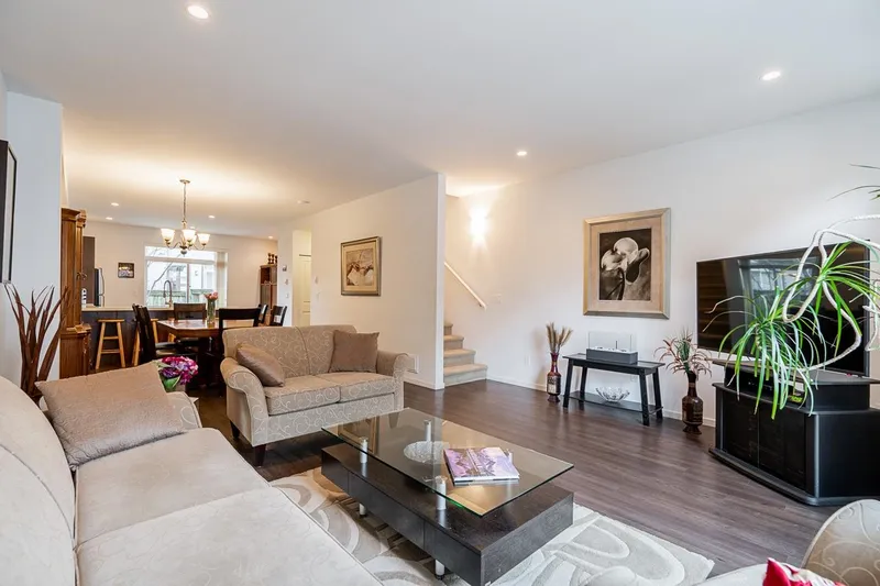 7 6895 188 STREET - photo 3 of 25