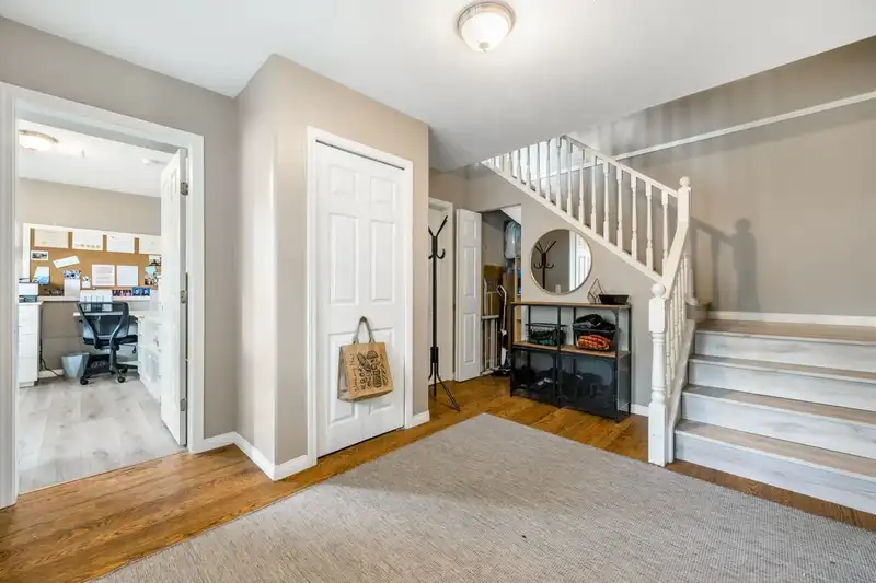 35026 EXBURY AVENUE - photo 3 of 34