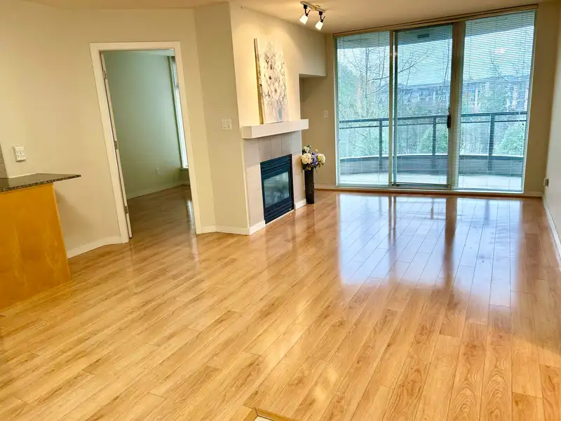 208 8480 GRANVILLE AVENUE - photo 3 of 30