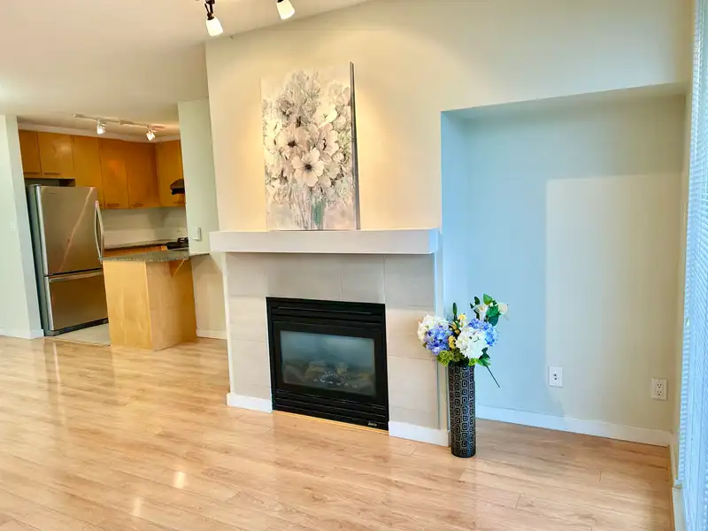 208 8480 GRANVILLE AVENUE - photo 4 of 30