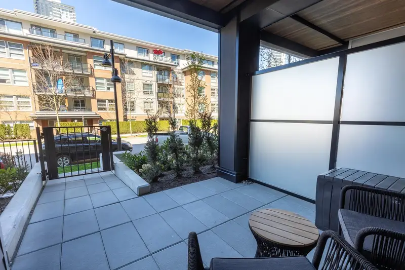 105 615 COTTONWOOD AVENUE - photo 3 of 25