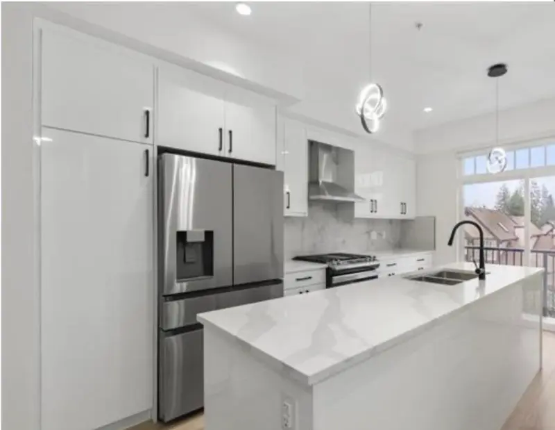 5 23108 LOUGHEED HIGHWAY - photo 4 of 17