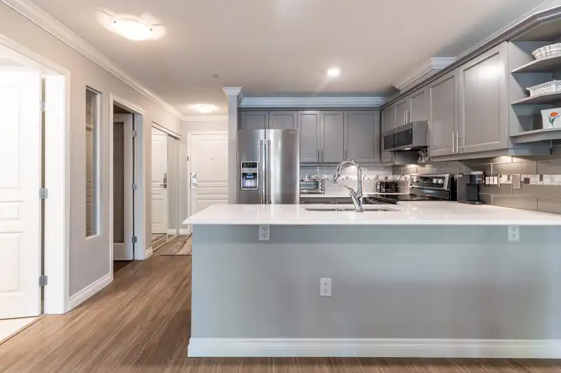 109 15188 22 AVENUE - photo 1 of 31