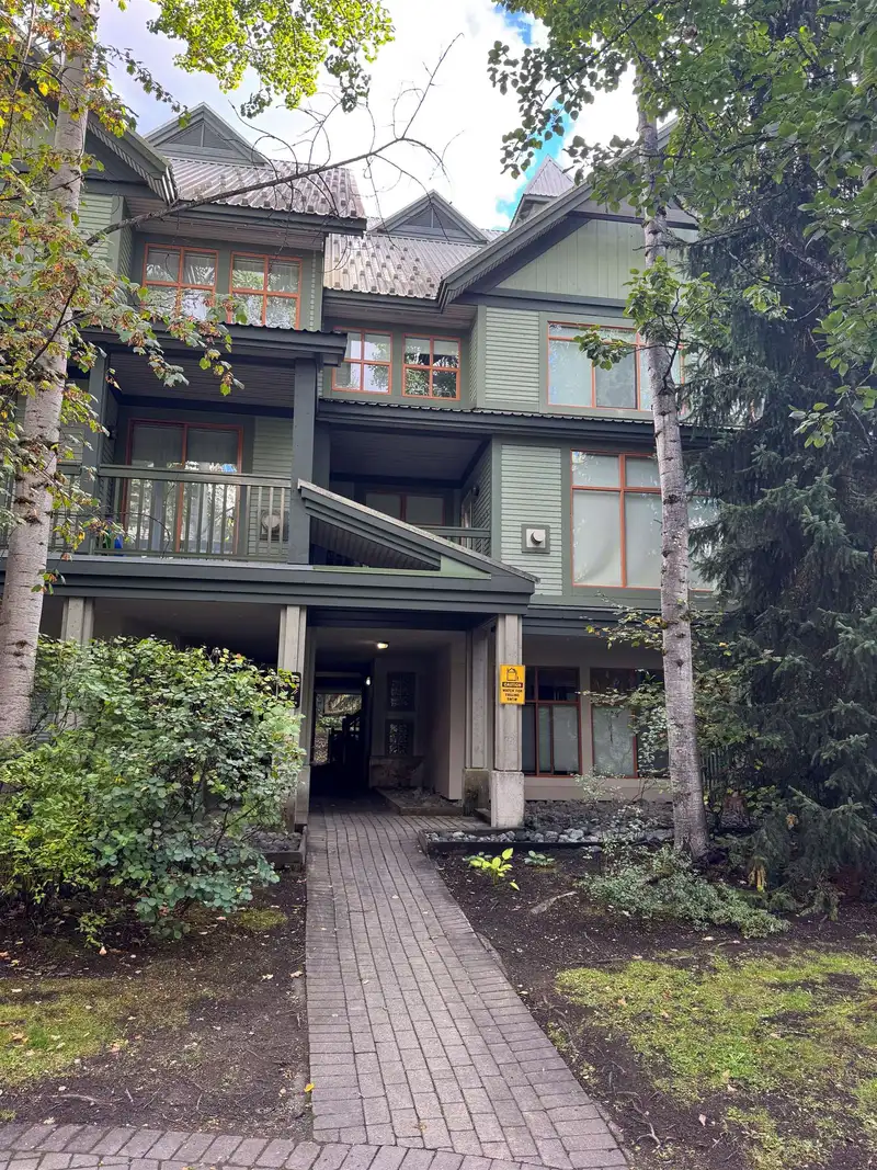 39 4355 NORTHLANDS (WEEK 5) BOULEVARD - photo 1 of 19
