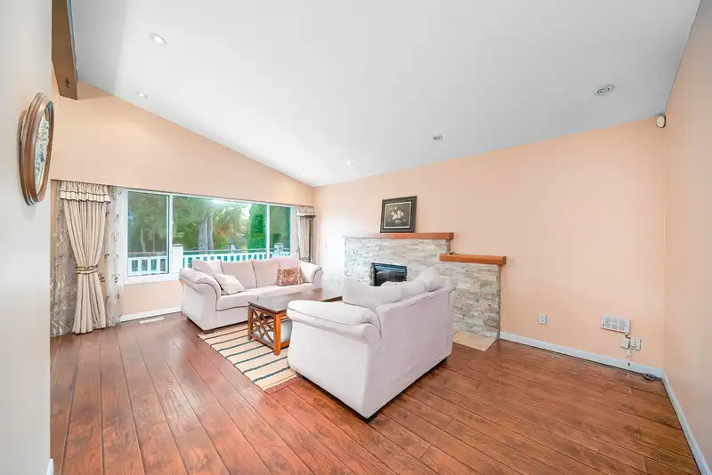 10751 MERSEY DRIVE - photo 3 of 38
