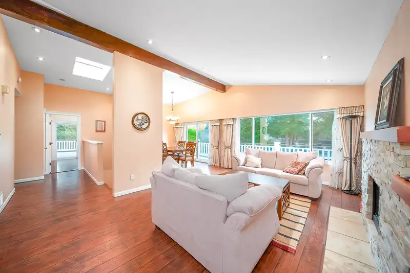 10751 MERSEY DRIVE - photo 4 of 38