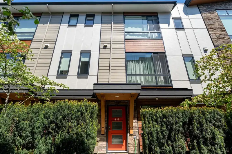 205 16488 64 AVENUE - photo 1 of 40