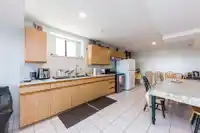 557 TEMPE CRESCENT - thumbnail 32
