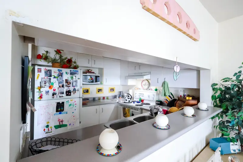 206 723 TWELFTH STREET - photo 4 of 12