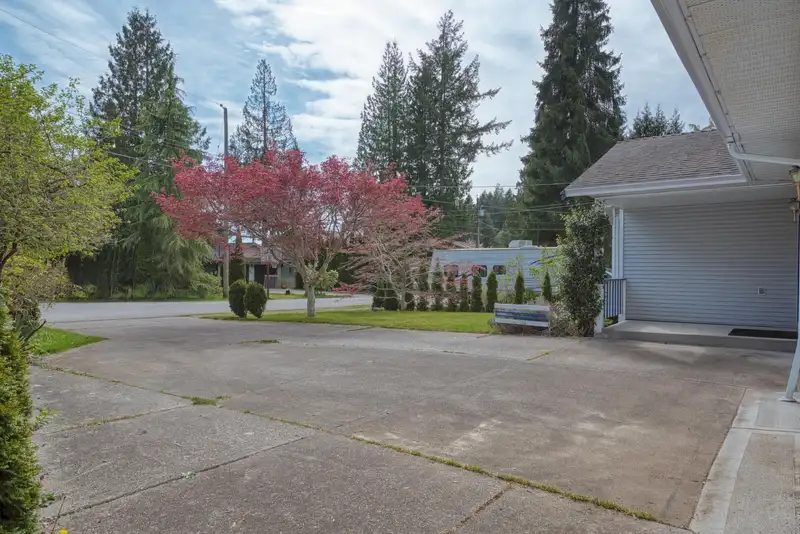 1534 CYPRESS WAY - photo 4 of 37