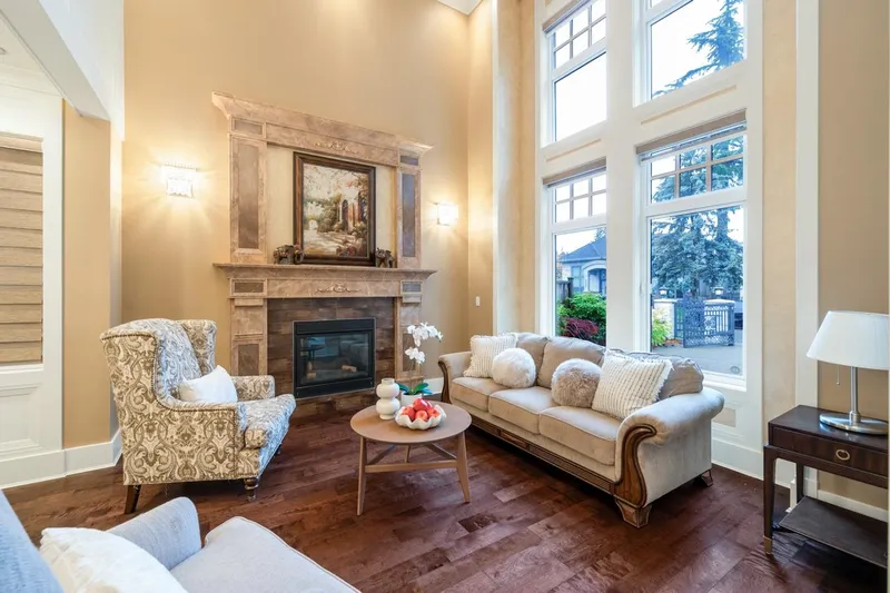 6331 BELLFLOWER DRIVE - photo 4 of 22