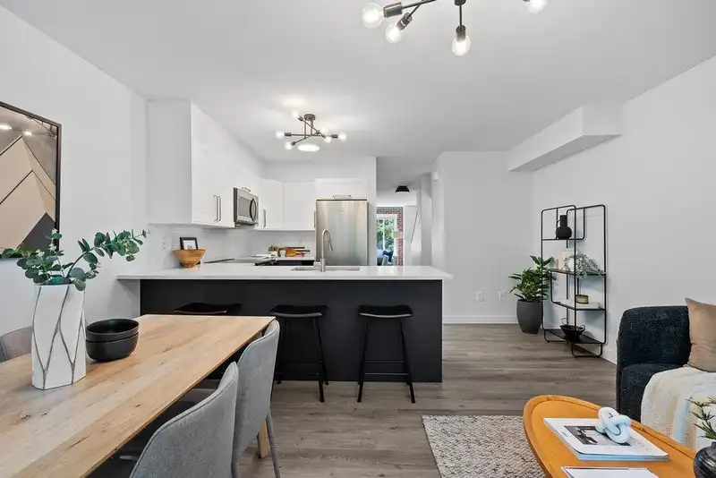 129 12711 64 AVENUE - photo 3 of 28