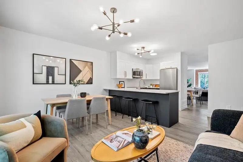 129 12711 64 AVENUE - photo 4 of 28