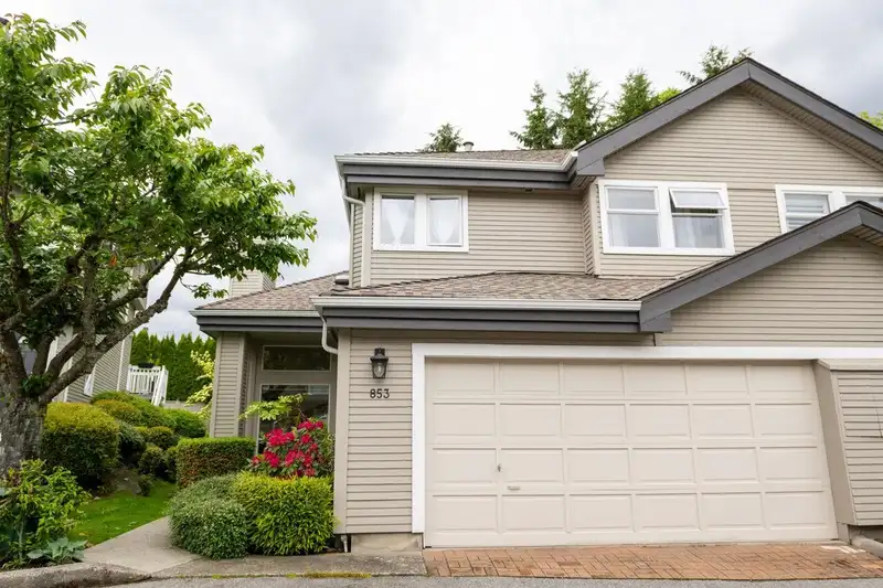 853 ROCHE POINT DRIVE - photo 2 of 40