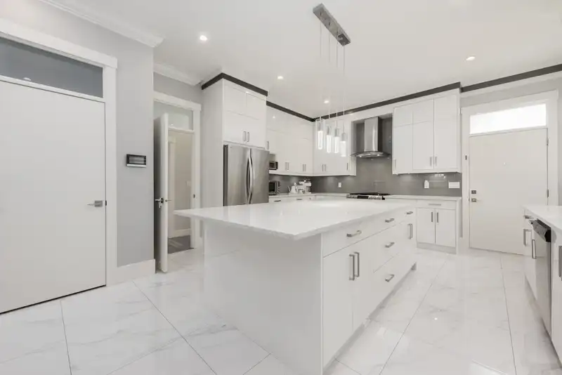 1135 YORSTON COURT - photo 2 of 40