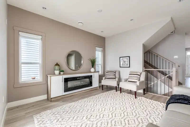 3427 VICTORIA DRIVE - photo 4 of 40