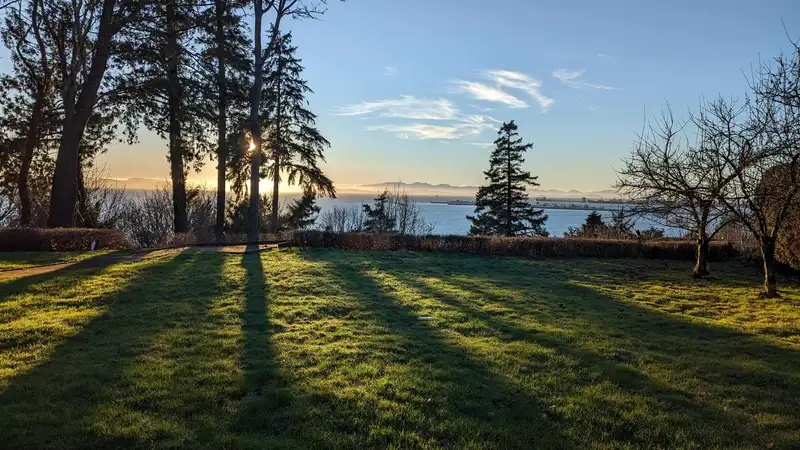 285 ENGLISH BLUFF ROAD - photo 4 of 32