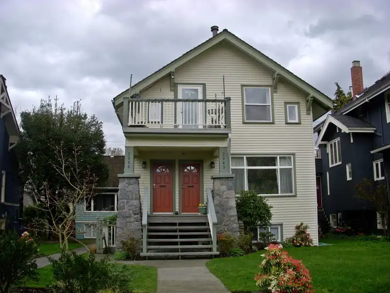 2043-2047 W 14TH AVENUE - photo 2 of 7