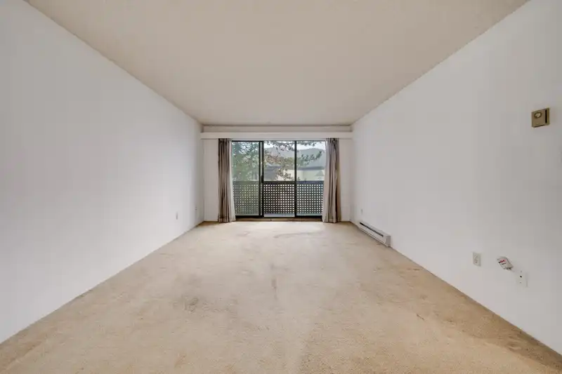 309 385 GINGER DRIVE - photo 3 of 23