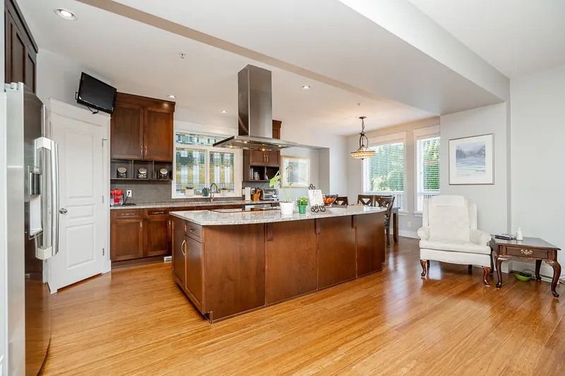 23641 112A AVENUE - photo 4 of 25