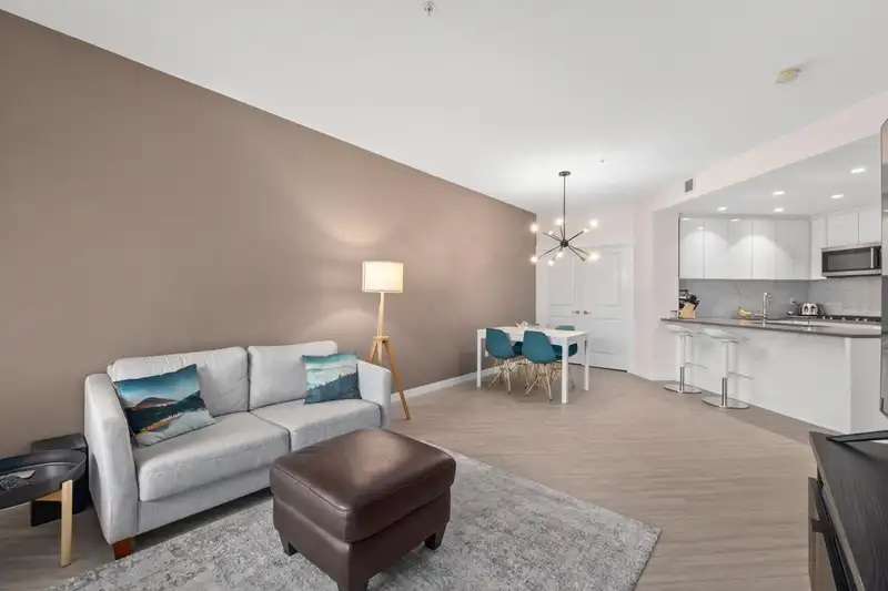 501 2632 LIBRARY LANE - photo 4 of 23